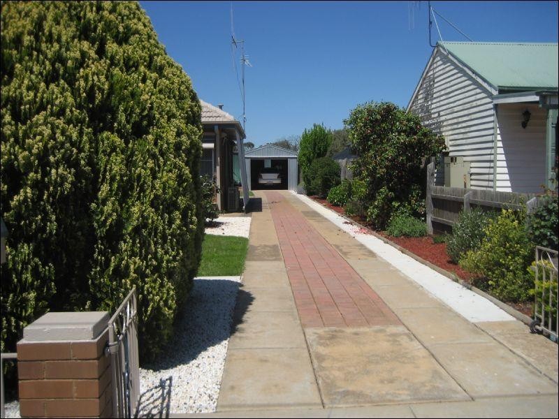 63 Dudley Street, Rochester VIC 3561