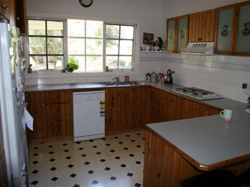 23 Hotham Street, Rochester VIC 3561