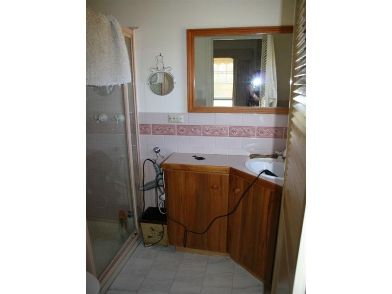 23 Hotham Street, Rochester VIC 3561