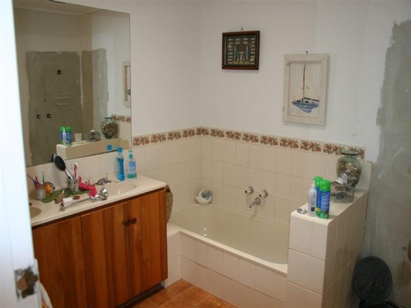 23 Hotham Street, Rochester VIC 3561