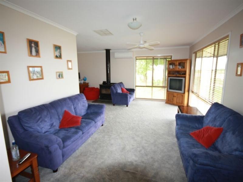 7730 Hansen Road, Ballendella VIC 3561