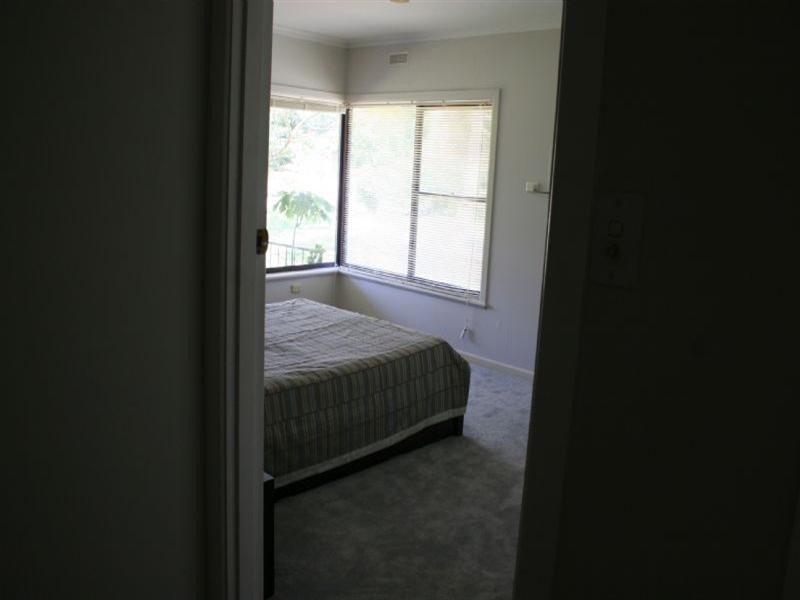 2 Reserve Street, Rochester VIC 3561