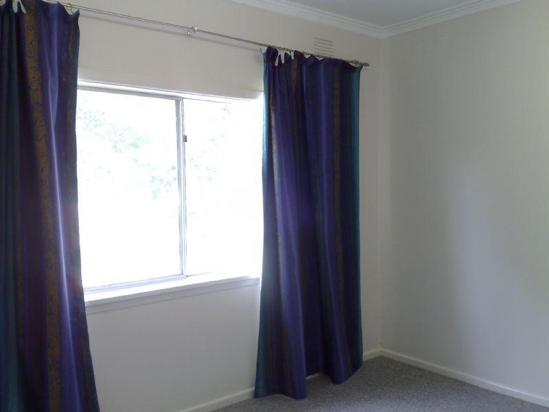 26 Railway Road, Rochester VIC 3561