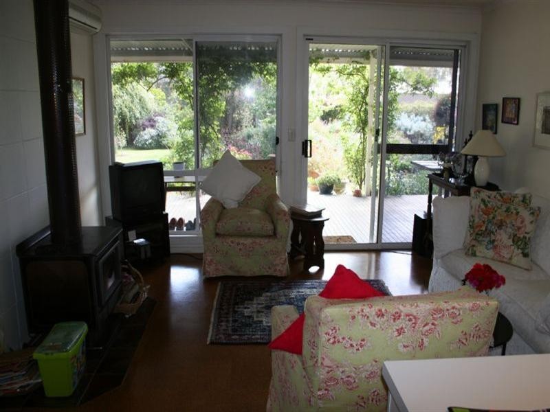 104 High Street, Rochester VIC 3561