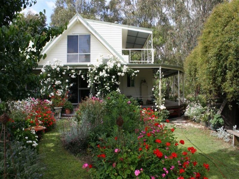 104 High Street, Rochester VIC 3561