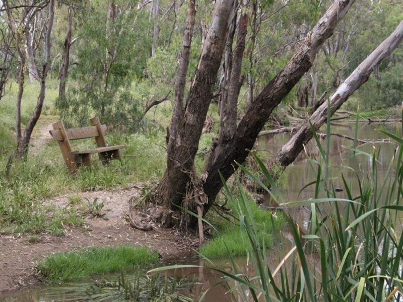 104 High Street, Rochester VIC 3561