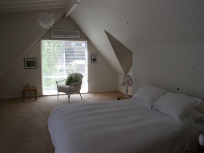 104 High Street, Rochester VIC 3561