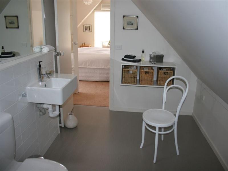 104 High Street, Rochester VIC 3561