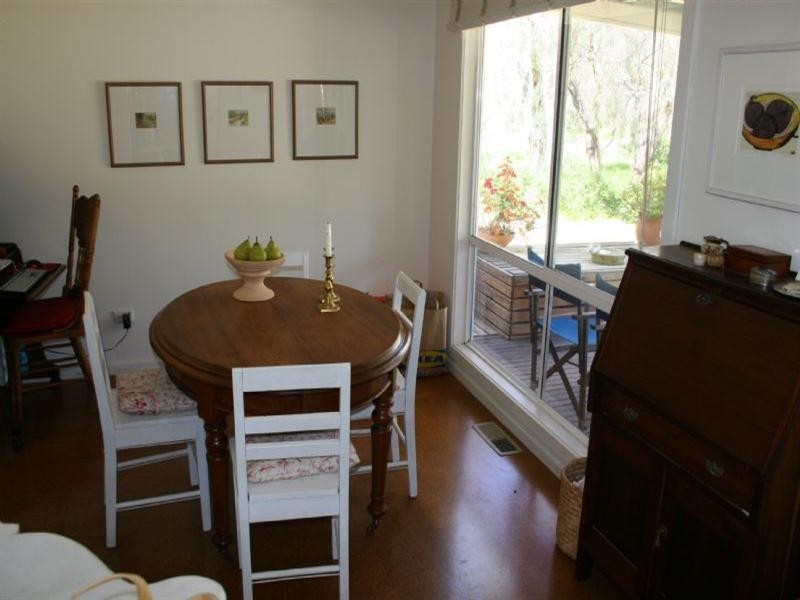 104 High Street, Rochester VIC 3561