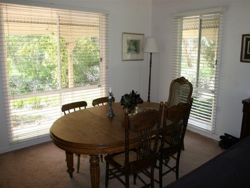 104 High Street, Rochester VIC 3561