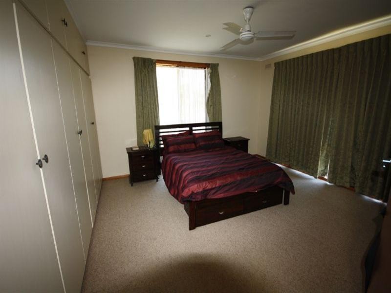 49 Hopetoun Street, Rochester VIC 3561