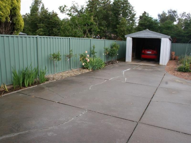 2 Childers Street, Elmore VIC 3558