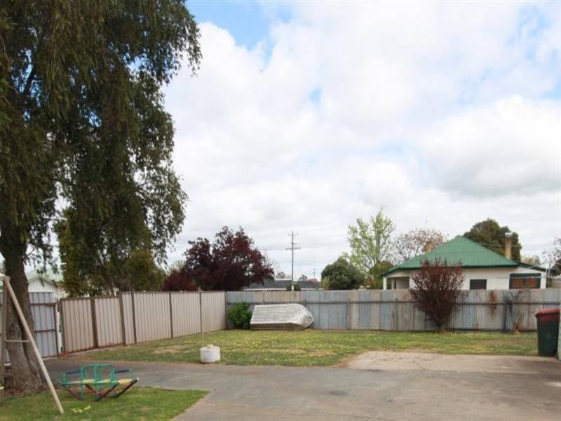 26 Northcote Street, Rochester VIC 3561