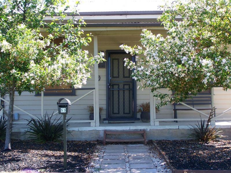 53 Bowen Street, St Arnaud VIC 3478