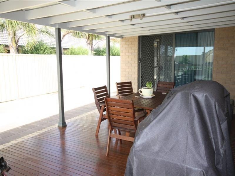 6 Railway Road, Rochester VIC 3561