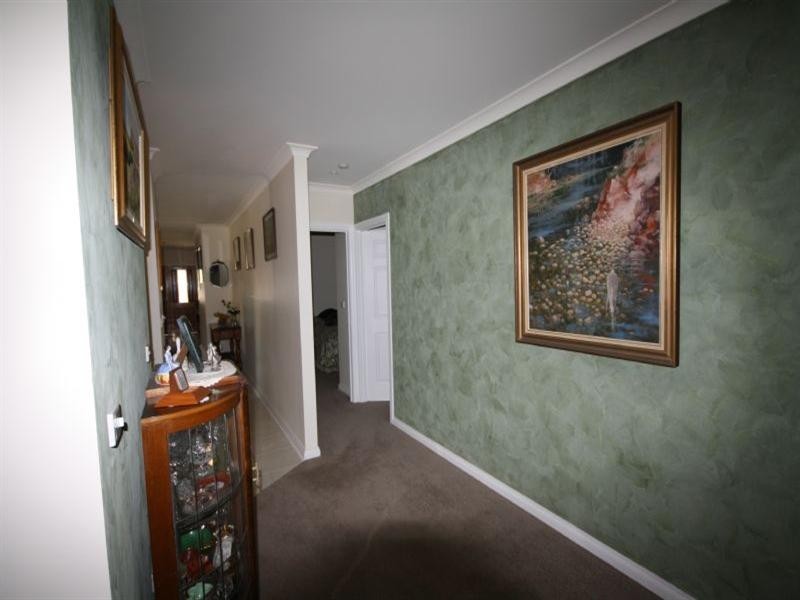 6 Railway Road, Rochester VIC 3561