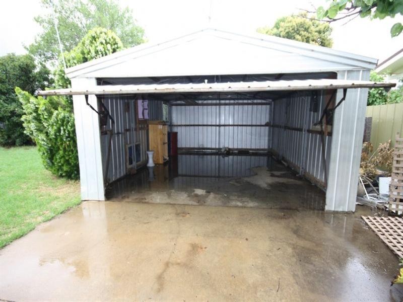 13 Hopetoun Street, Rochester VIC 3561