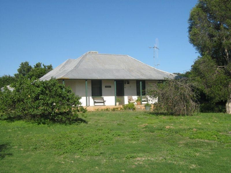 3 Outram Street, St Arnaud VIC 3478