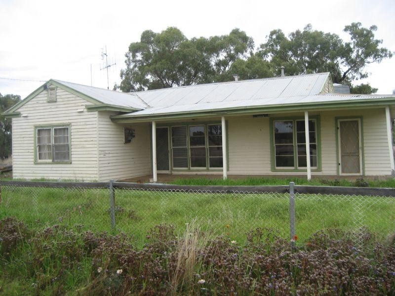 00 Cnr Dingee and Tennyson Road, Diggora VIC 3561
