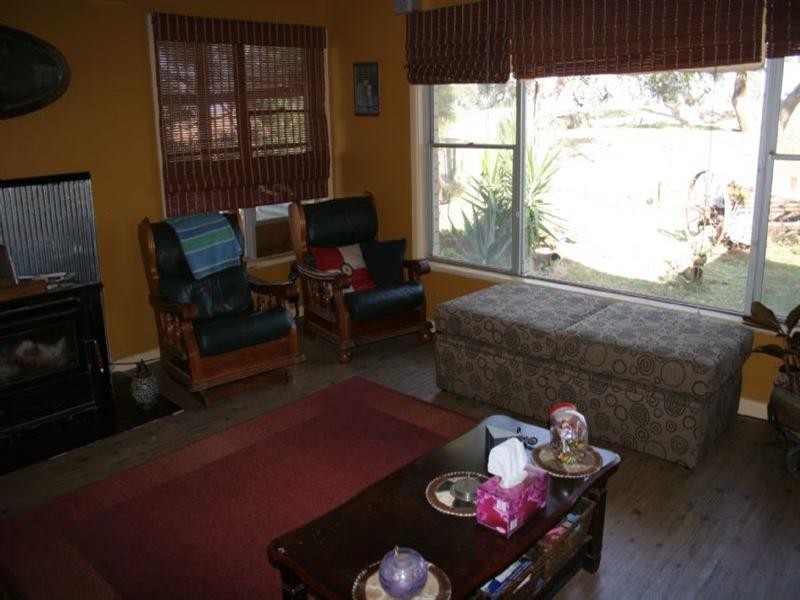 1060 Raywood Road, Elmore VIC 3558
