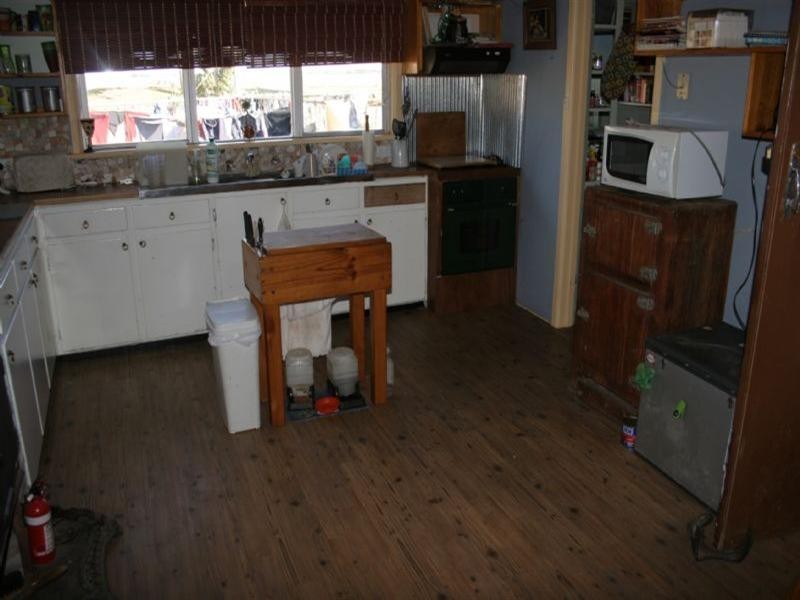 1060 Raywood Road, Elmore VIC 3558