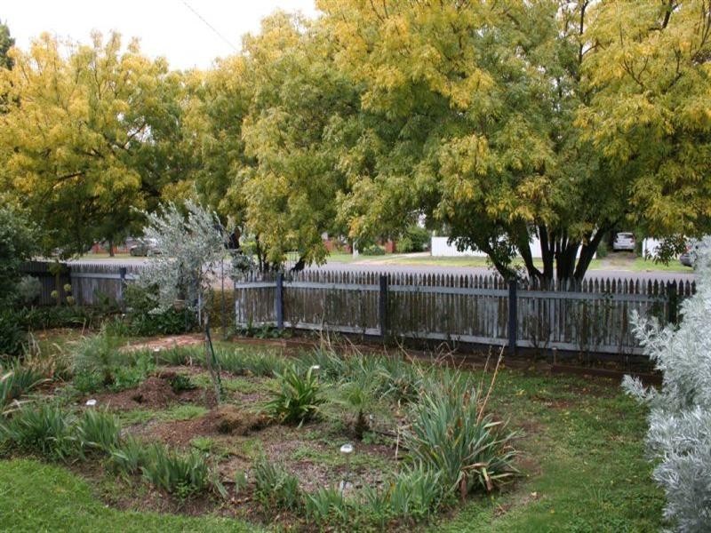 77 Hervey Street, Elmore VIC 3558