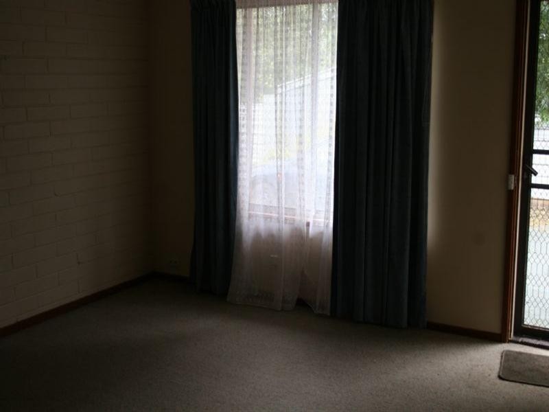 83 High Street, Rochester VIC 3561