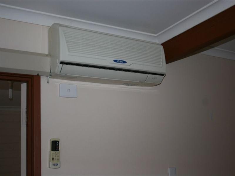 83 High Street, Rochester VIC 3561