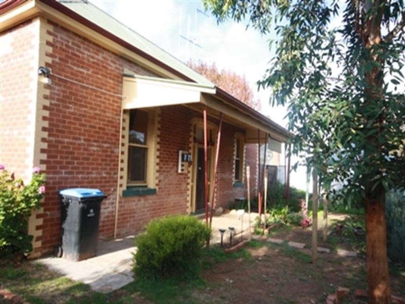 24 Michie Street, Elmore VIC 3558