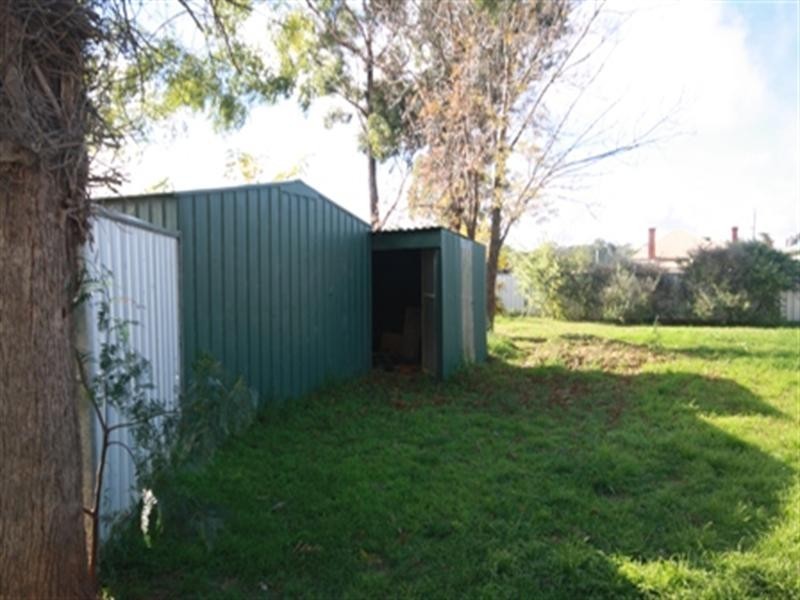 24 Michie Street, Elmore VIC 3558