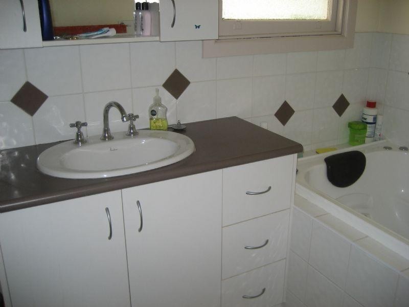 5 Northcote Street, Rochester VIC 3561