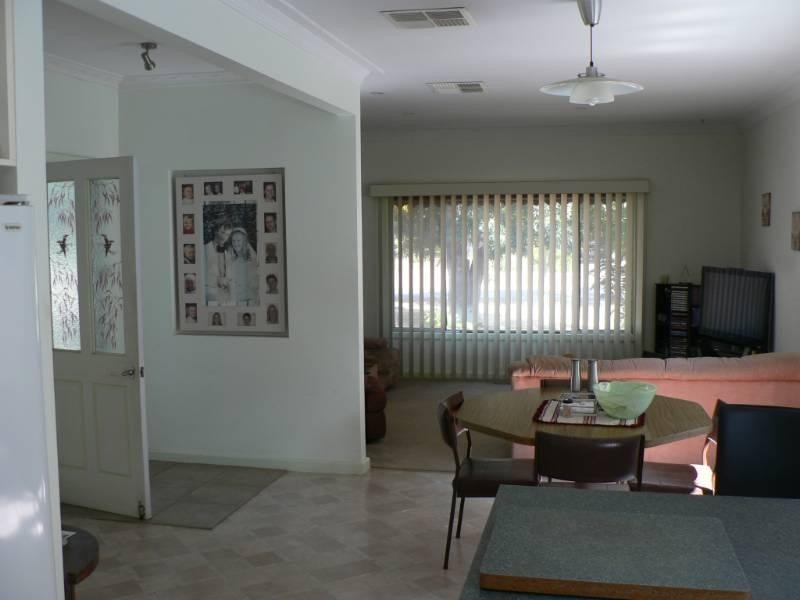 5 Northcote Street, Rochester VIC 3561