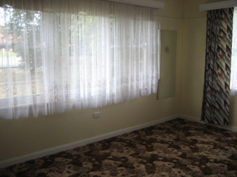 4 Campaspe Street, Rochester VIC 3561