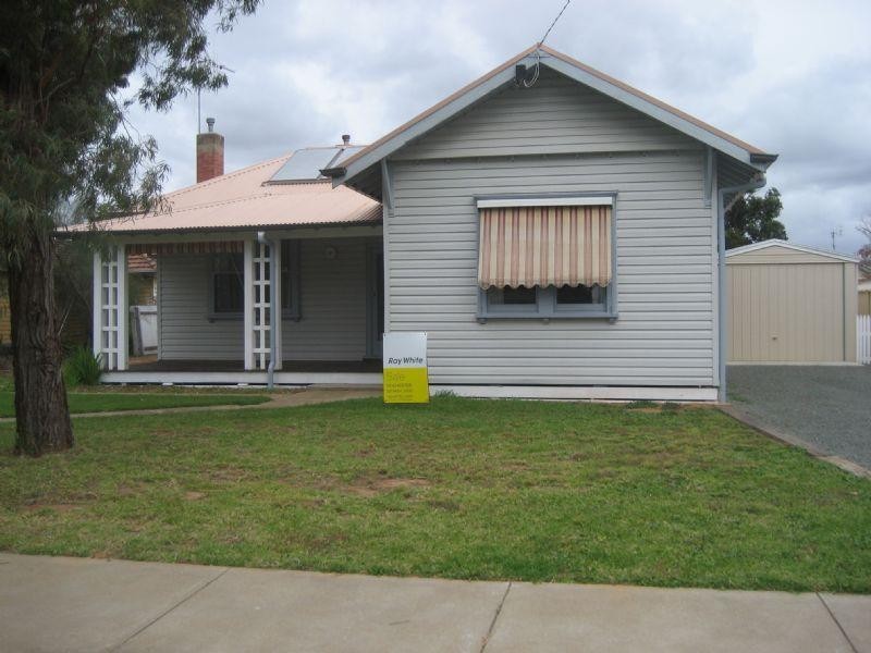 7 Dudley Street, Rochester VIC 3561
