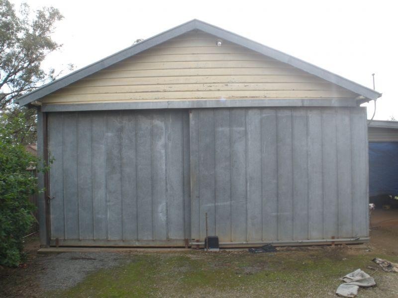 36 Dudley Street, Rochester VIC 3561