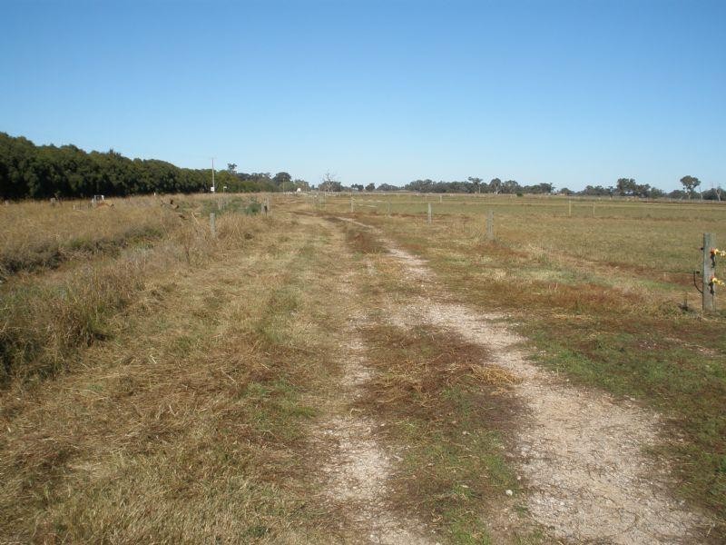 00 Cnr Tennyson and Forsyth Road, Tennyson VIC 3572