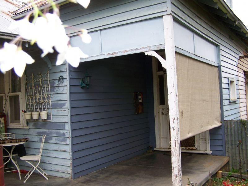 32 Gray Street, Donald VIC 3480