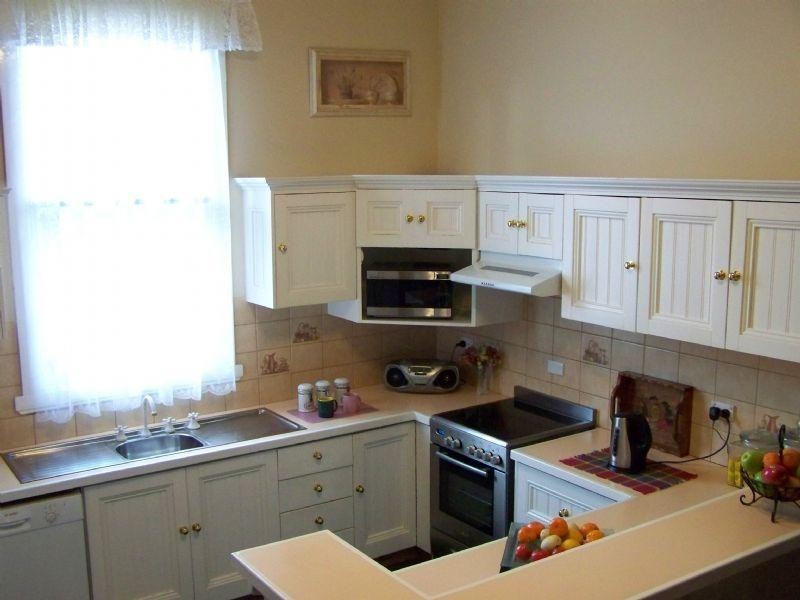 12 Dundas Street, St Arnaud VIC 3478