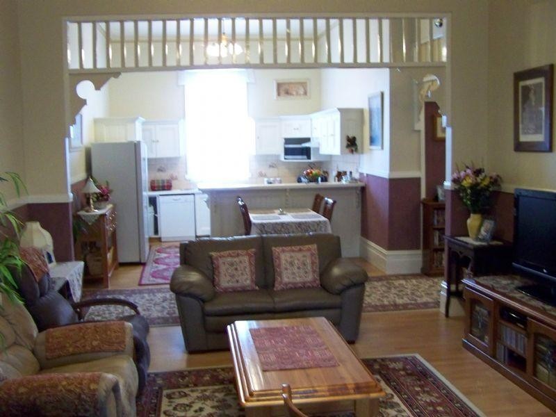 12 Dundas Street, St Arnaud VIC 3478