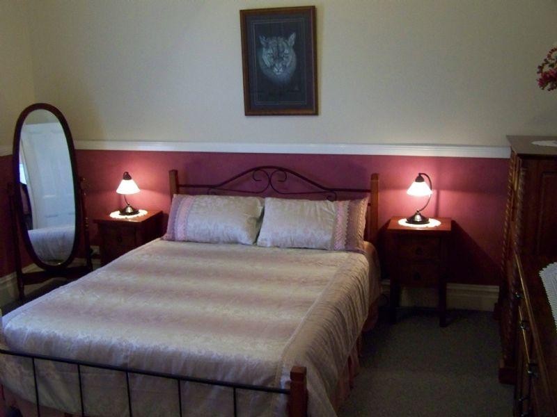 12 Dundas Street, St Arnaud VIC 3478