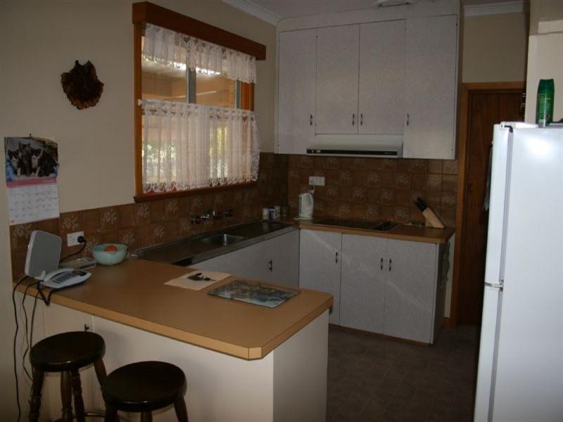 2 Childers Street, Elmore VIC 3558