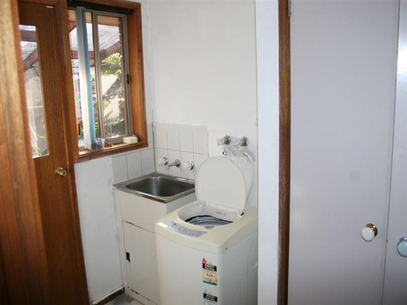 9 Phillip Street-REDUCED, Rochester VIC 3561