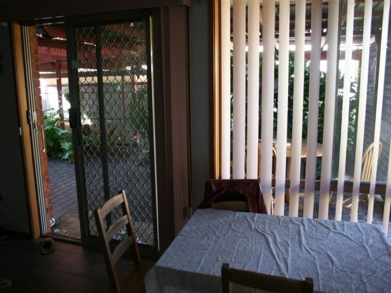 9 Phillip Street-REDUCED, Rochester VIC 3561