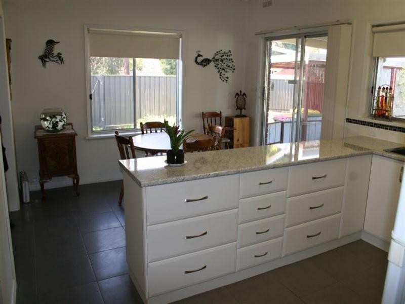 21 Diggora Road, Rochester VIC 3561
