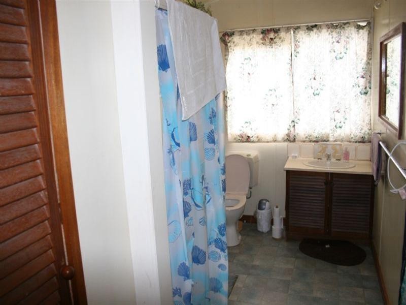 16 Dawson Street, Rochester VIC 3561