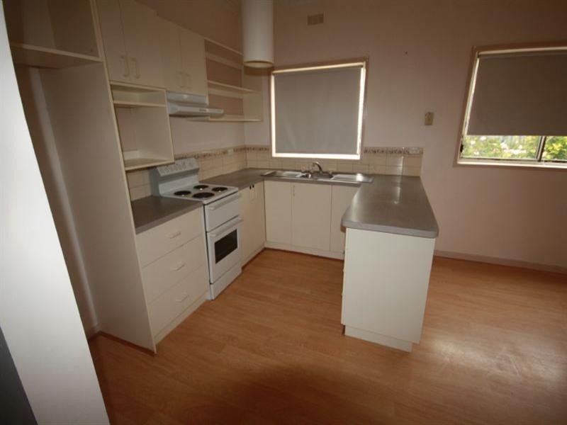 30 Park Road, Kerang VIC 3579