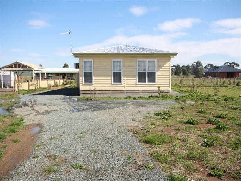 6 Church Street, Colbinabbin VIC 3559