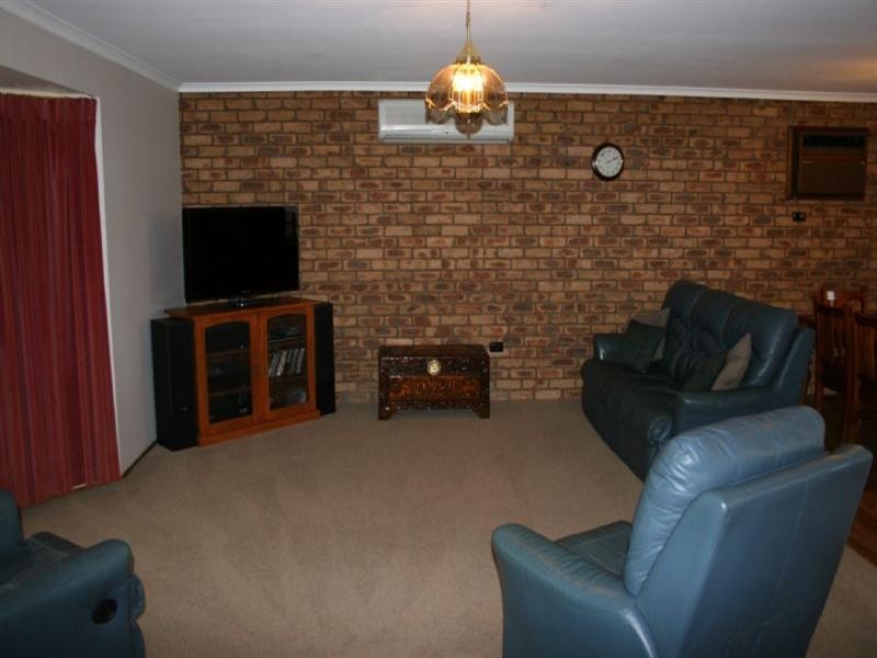 69 Queen Street, Rochester VIC 3561