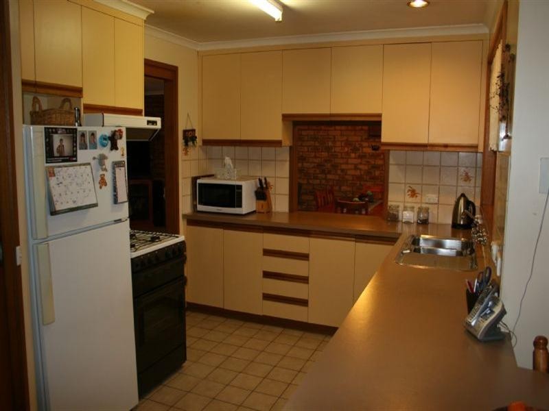 69 Queen Street, Rochester VIC 3561