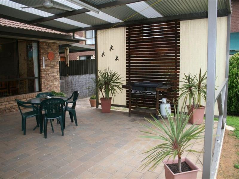 69 Queen Street, Rochester VIC 3561